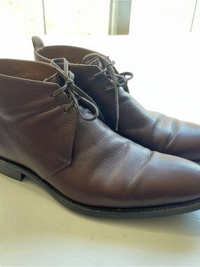 Men’s 10 Grenson Pebbled Grain Leather Chukka Boots with Dainite Soles